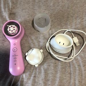 Authentic Clarisonic Mia Smart - READ BELOW!!